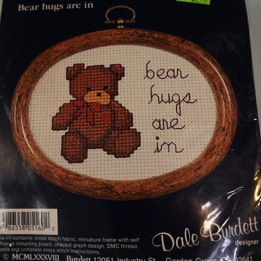 Bear Hugs Are In Dale Burdett Country Cross Stitch Kit With Frame 1988 NOS